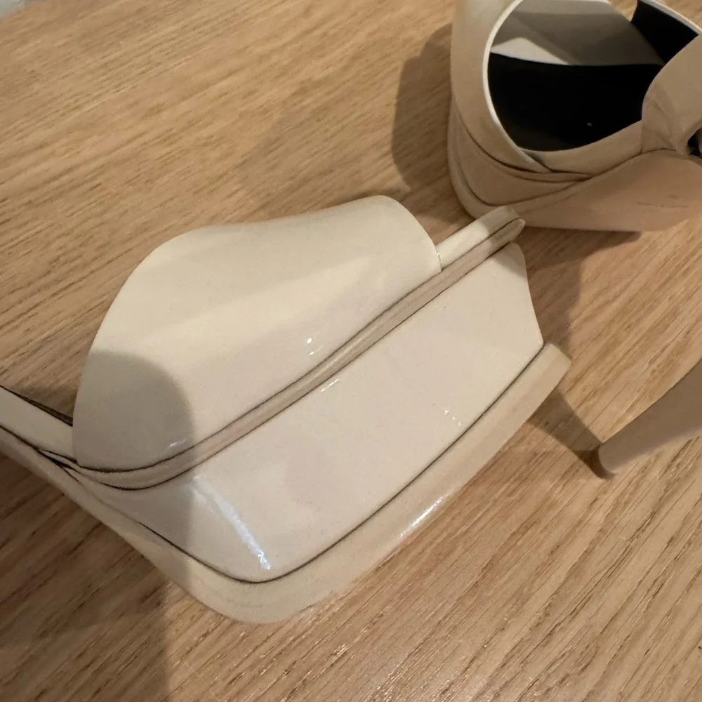 Saint Laurent Cream Patent Leather Platform Heels with Ankle Strap - Picture 12 of 16